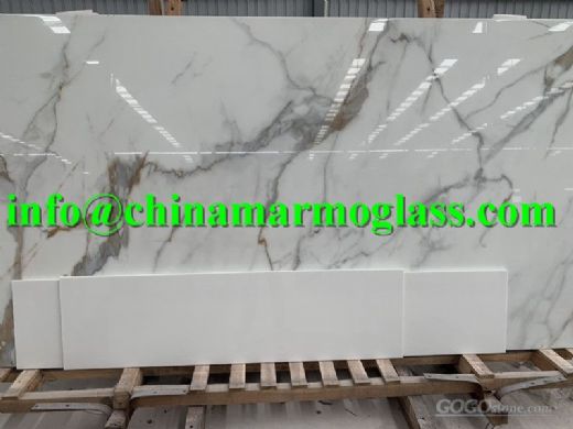 NANO GLASS CALACATTA GOLD SLABS